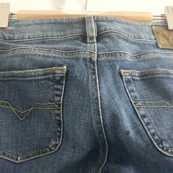 Jeans - Picture 3 of 4